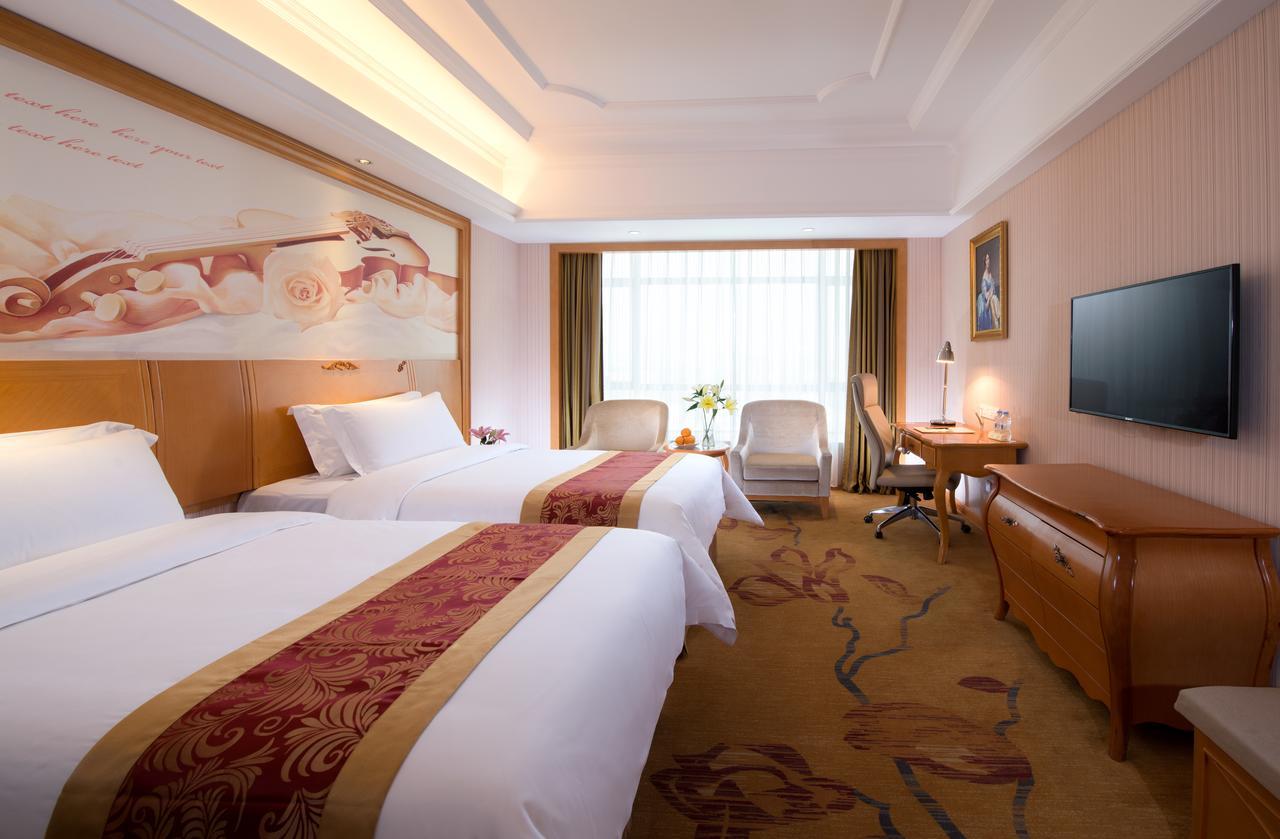Vienna 3 Best Hotel Meilong Road Shenzhen Dış mekan fotoğraf